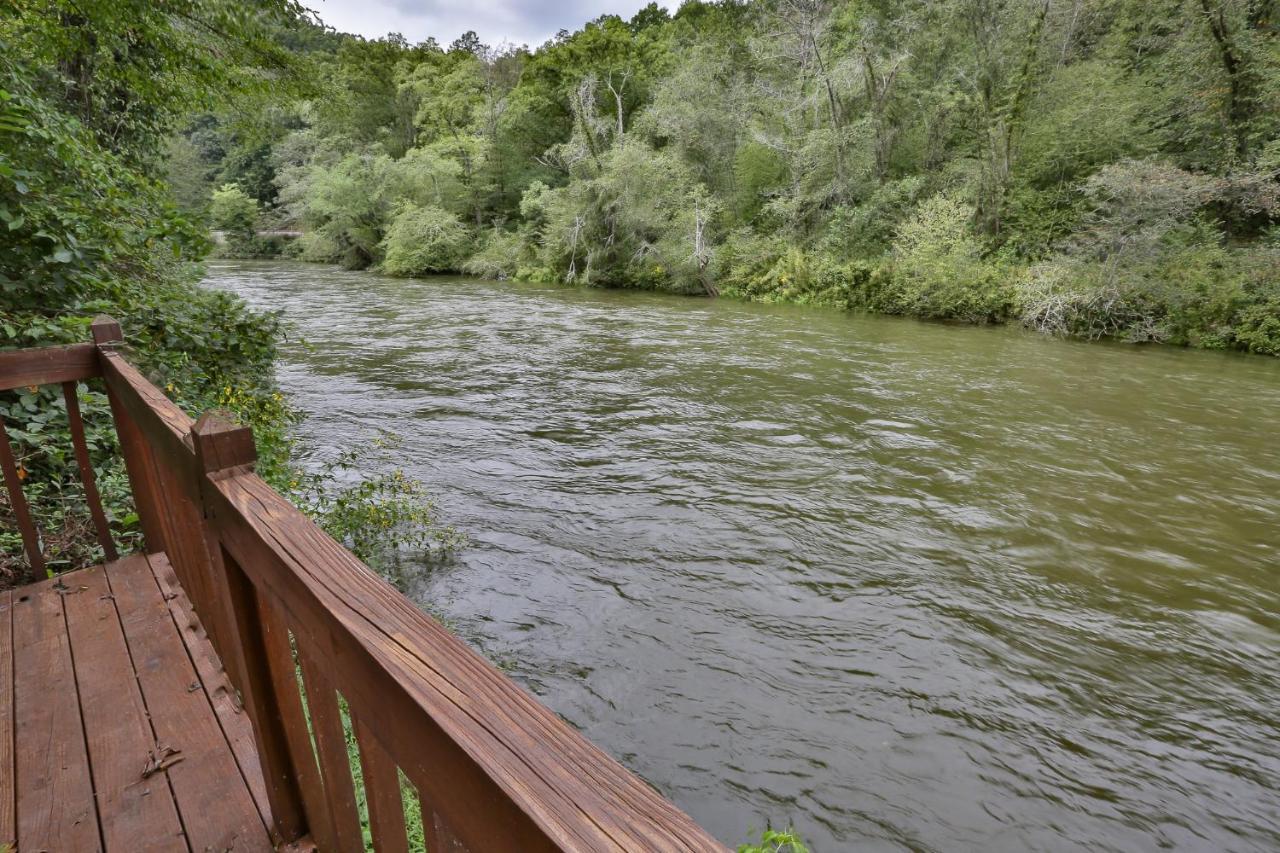 Heaven On The Toccoa Where You Will Enjoy The Sites And Sounds Of The Toccoa River Mineral Bluff Exterior foto