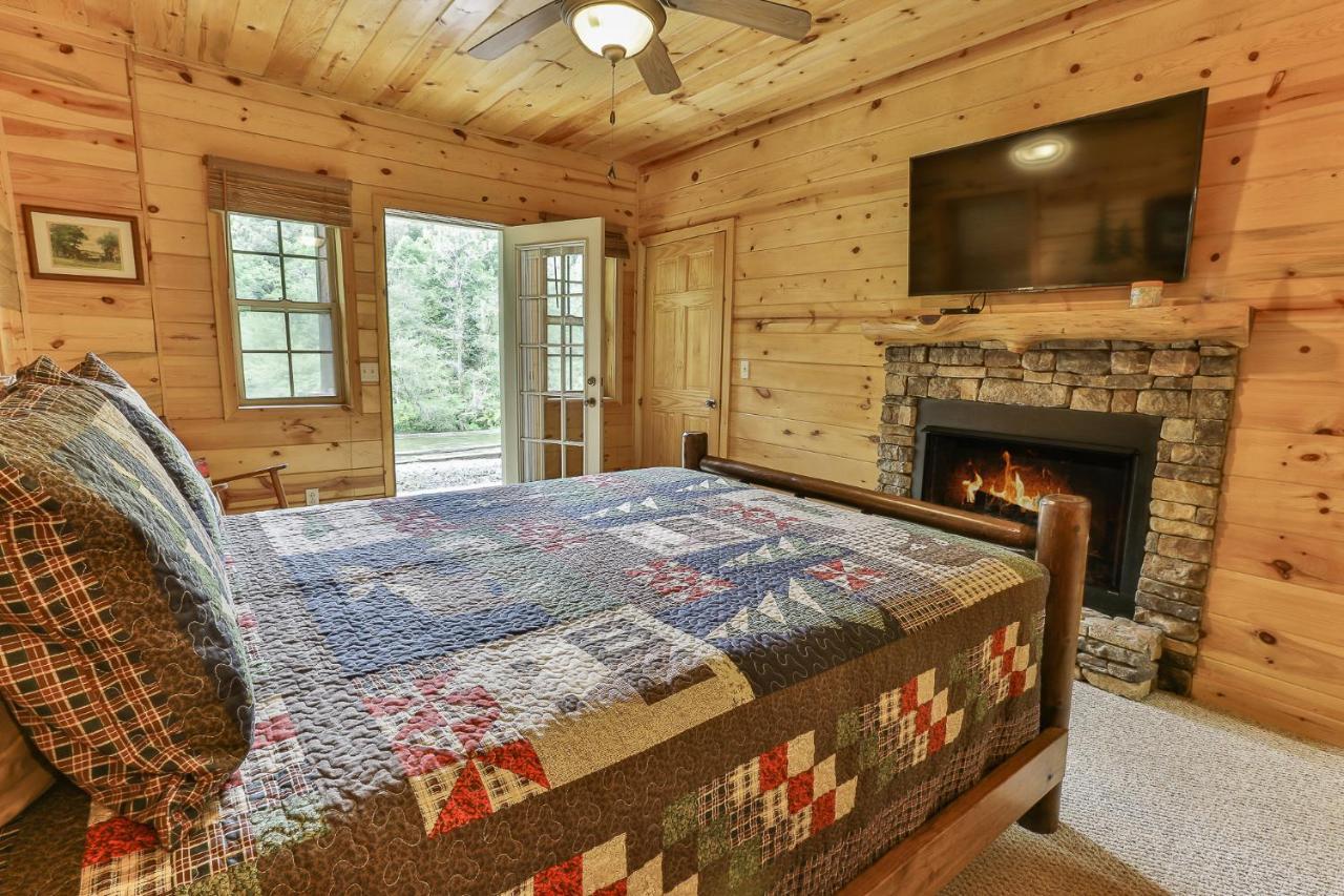 Heaven On The Toccoa Where You Will Enjoy The Sites And Sounds Of The Toccoa River Mineral Bluff Exterior foto